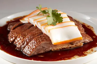 Soyed Goose Meat & Cuttlefish in Slices